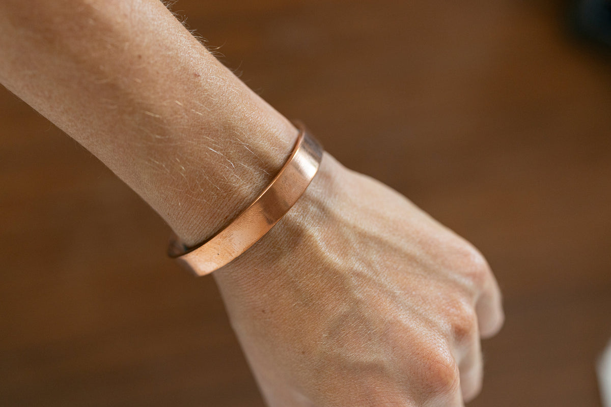 Kopero smooth copper bracelet on the wrist