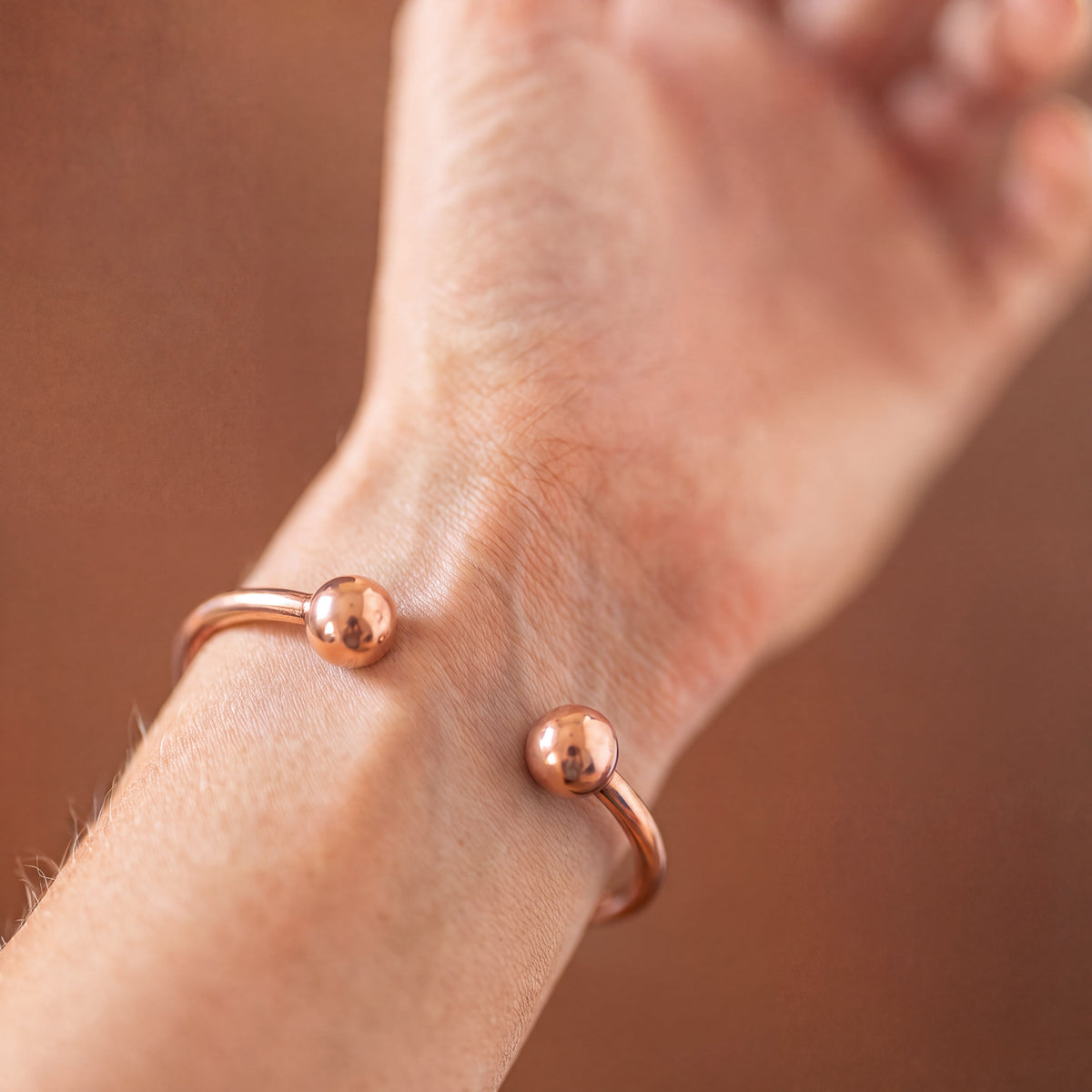 Kopero round bracelet close-up