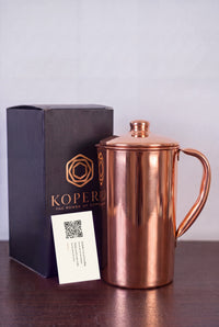 Kopero Copper Jug Smooth with the black gift box and the thank-you card