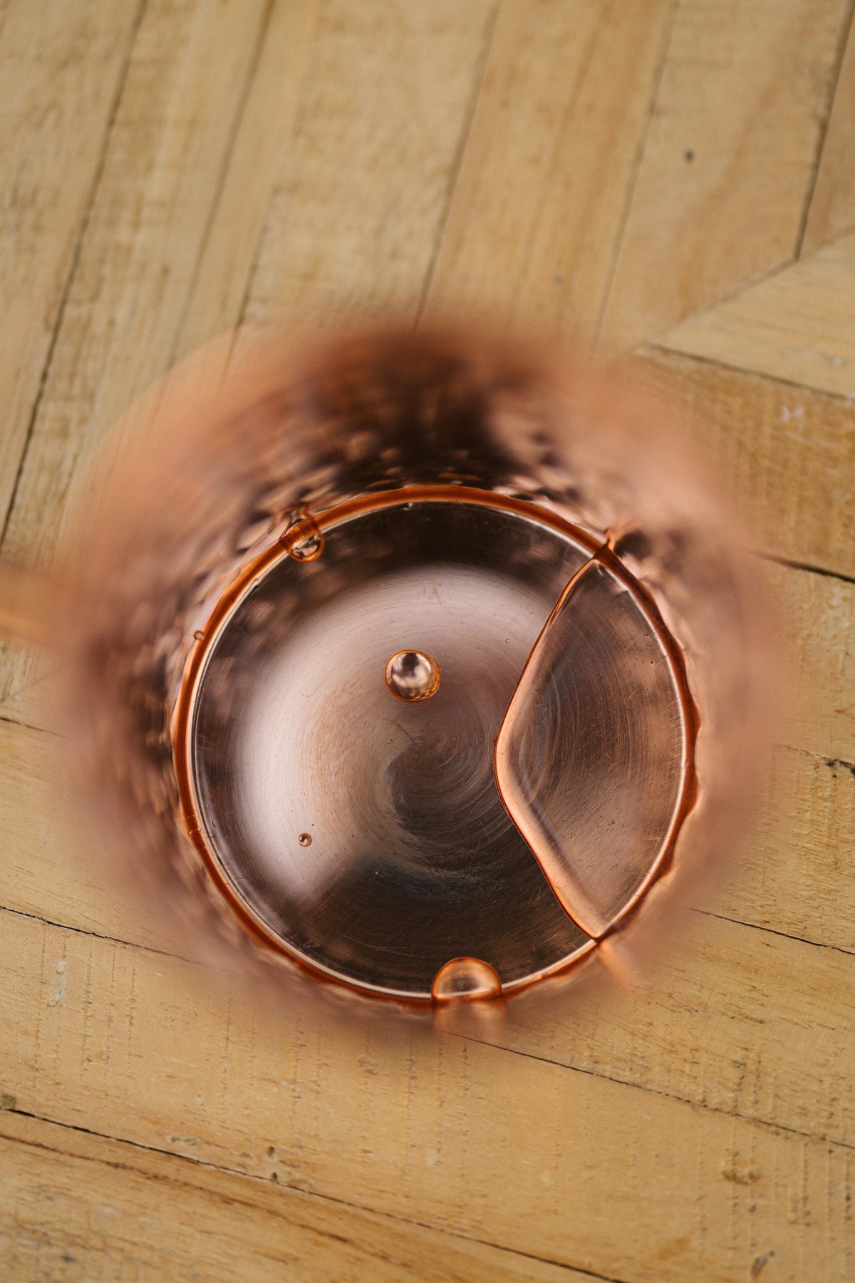 Kopero Copper Mug Hammered, seen from above: the inside and the bottom of the mug