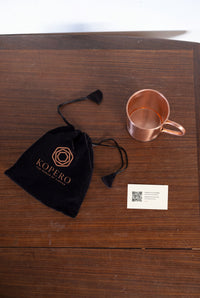Kopero Copper Mug Smooth from above with velvet pouch and thank-you card
