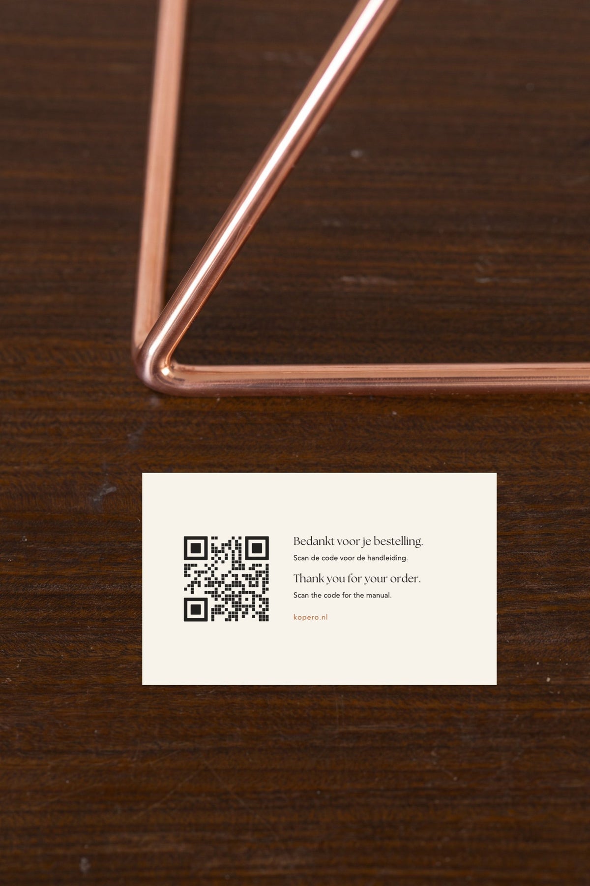 Detail photo of the copper tube, Kopero Pyramid Energizer Small (14.56 cm) with thank-you card
