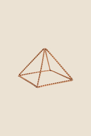 Kopero Copper Pyramid Energizer Twisted Small (14.56 cm), product photo on a white background