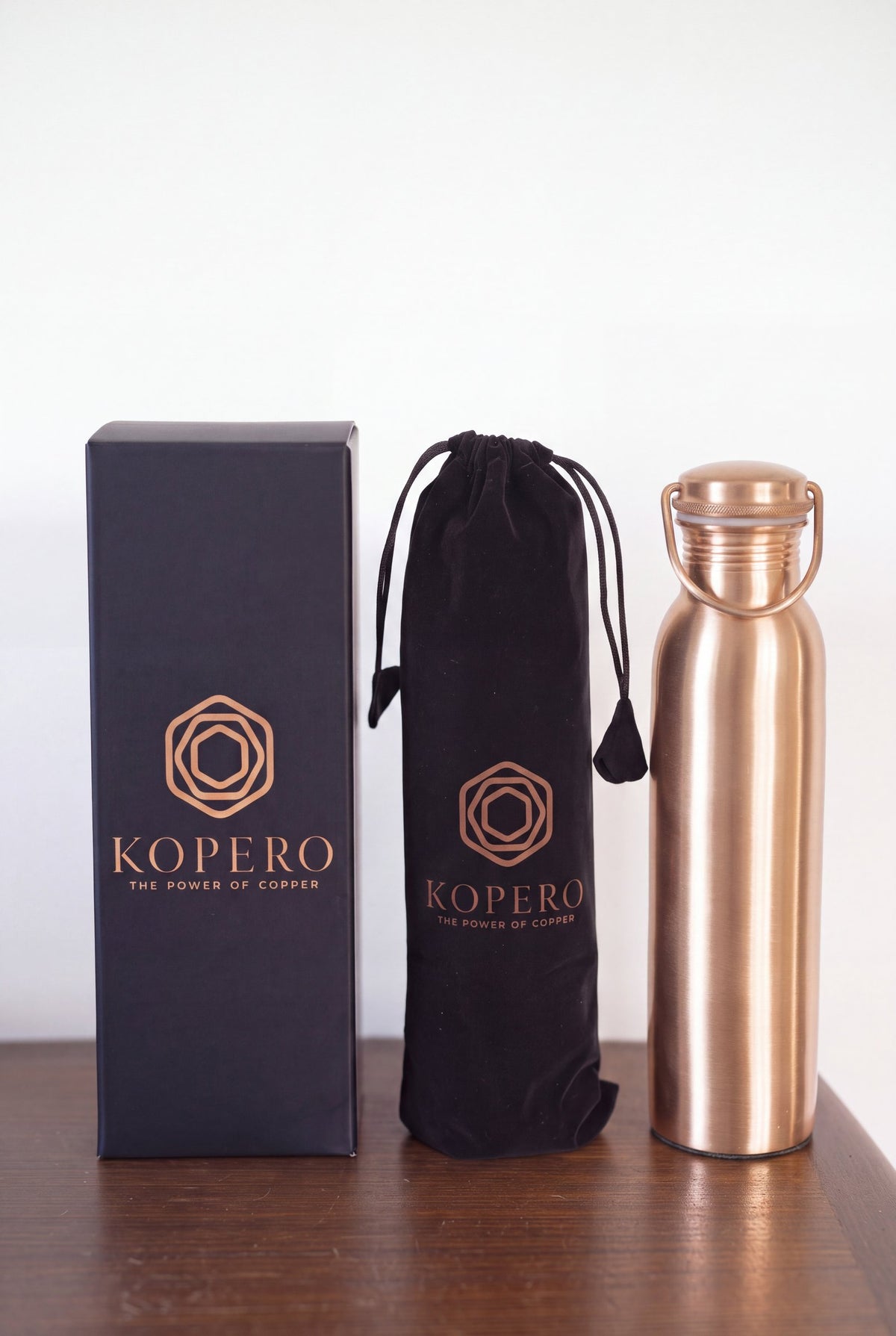 Kopero Copper Water Bottle Smooth with the velvet pouch and gift box
